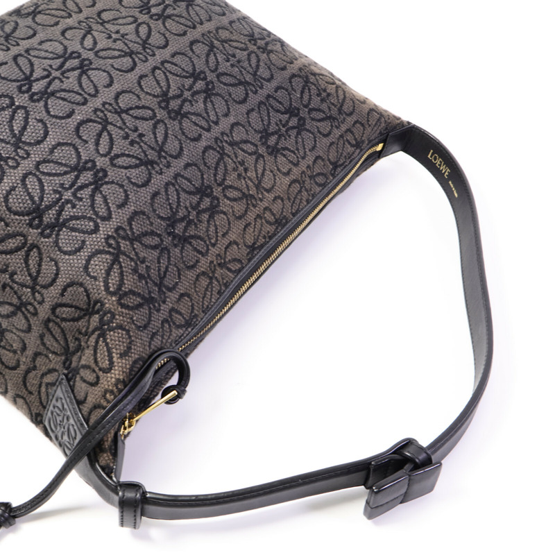 LOEWE 帆布Cubi Anagram肩背袋-4