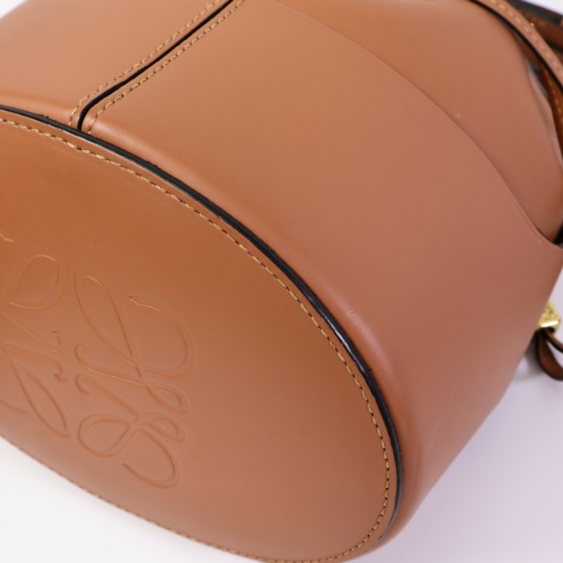 LOEWE 牛皮皮革Balloon Small肩背袋-10