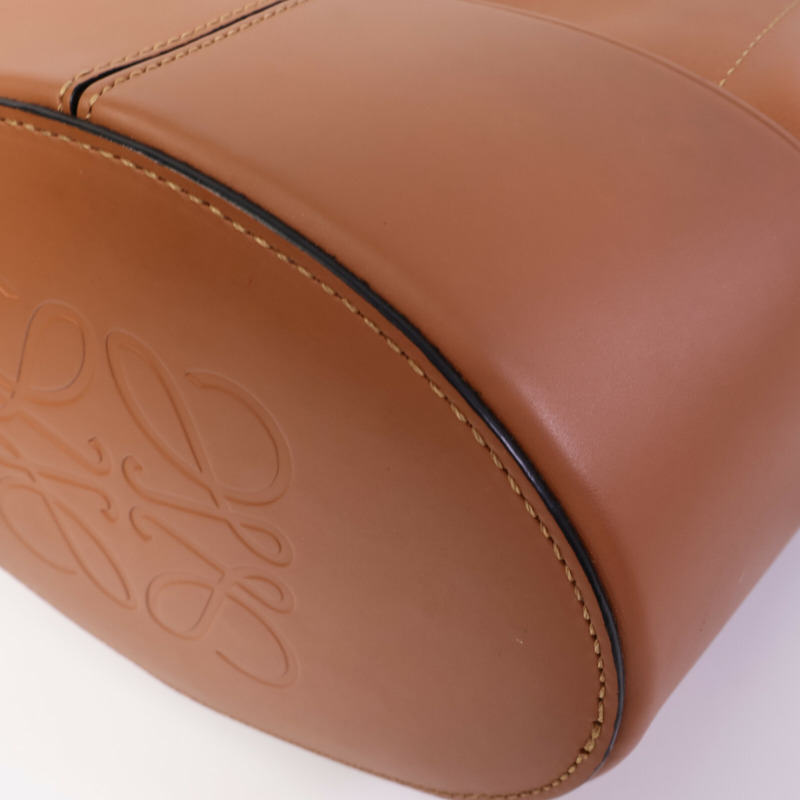 LOEWE 牛皮皮革Balloon Small肩背袋-12