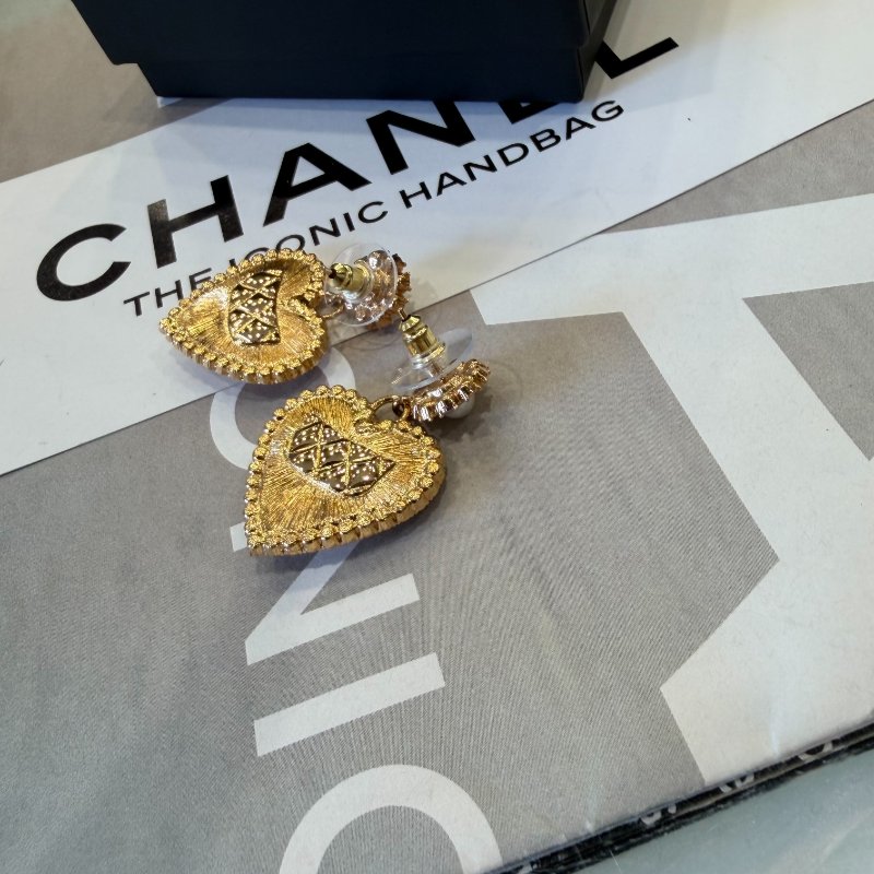 CHANEL 大愛心水鑽耳環 金-3