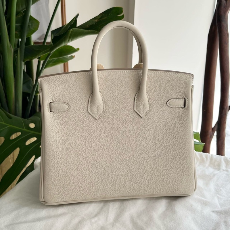 閒置新HERMES/愛馬仕 Birkin 25 togo皮 鉑金包手提包 奶昔白 銀扣 G刻 附件：鎖鑰匙-2