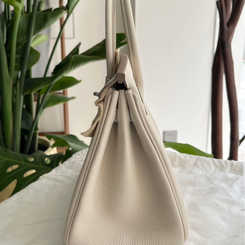 閒置新HERMES/愛馬仕 Birkin 25 togo皮 鉑金包手提包 奶昔白 銀扣 G刻 附件：鎖鑰匙-3
