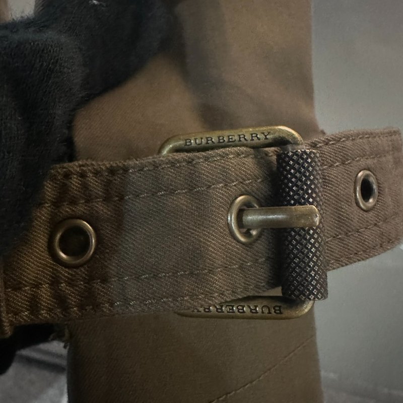 【美收精品】Burberry 灰咖啡色短版造型風衣 5-511【隔月月中將轉賣至日本 上架期限30天】-3