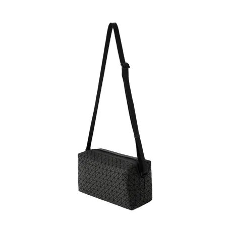 BAO BAO ISSEY MIYAKE 三宅一生 SADDLE BAG 本季新品-1
