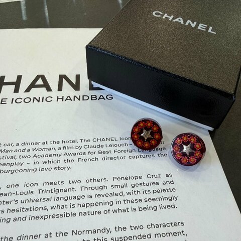 CHANEL酒紅花朵星星圓形耳環