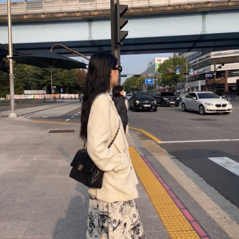 ✨99新 Chanel香奈兒 19bag中號 單肩包斜挎包 黑金 21年 芯片-8