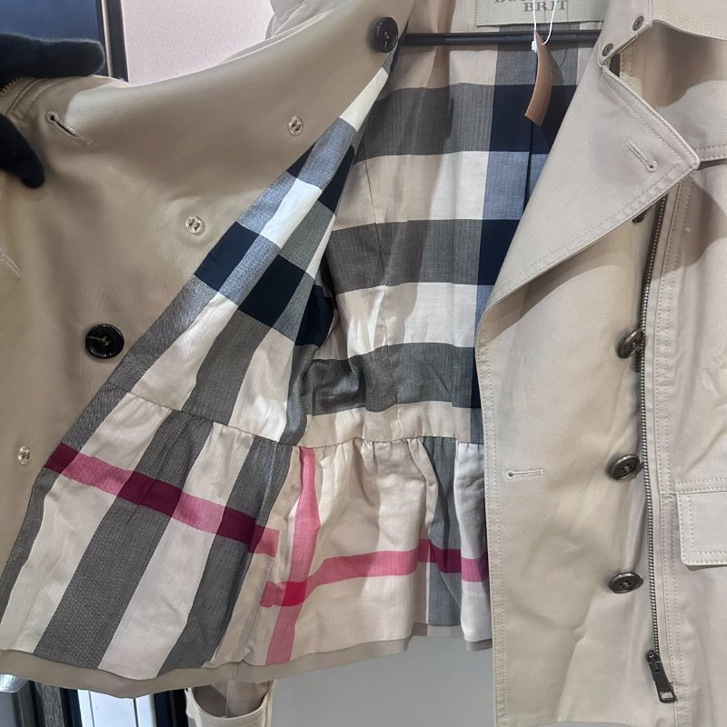 【美收精品】Burberry 米色風衣造型夾克 5-515【隔月月中將轉賣至日本 上架期限30天】-3