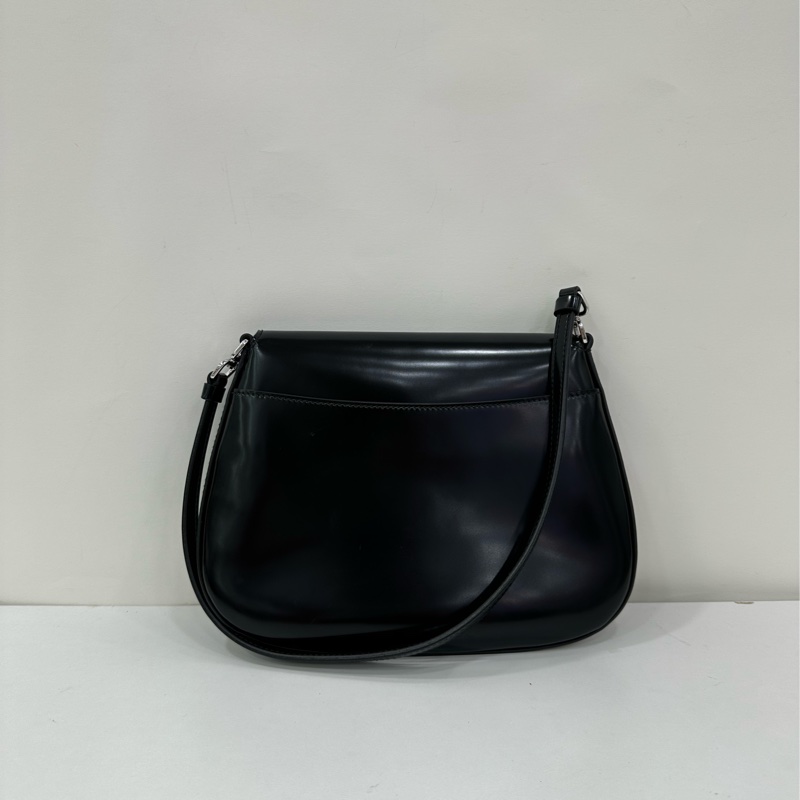 Prada cleo 黑色腋下包 尺寸22×15.5×4cm-1