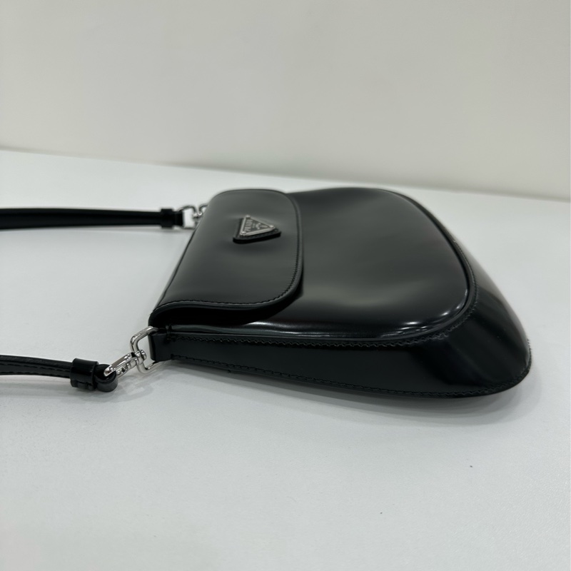 Prada cleo 黑色腋下包 尺寸22×15.5×4cm-2