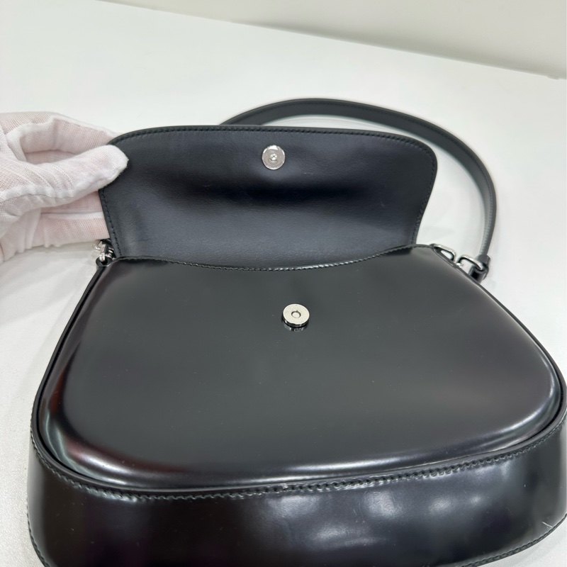 Prada cleo 黑色腋下包 尺寸22×15.5×4cm-4