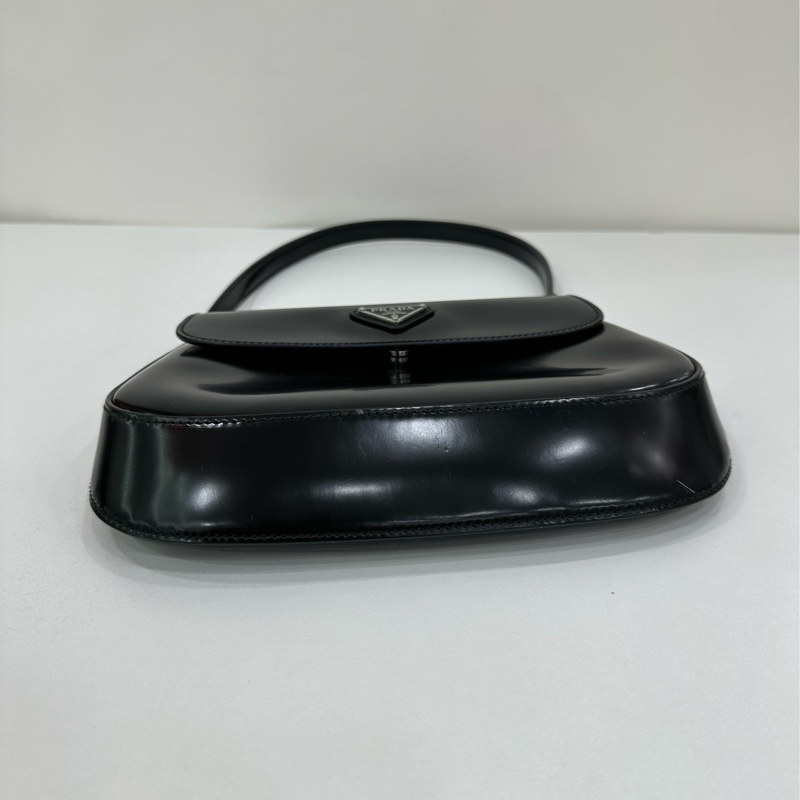 Prada cleo 黑色腋下包 尺寸22×15.5×4cm-7