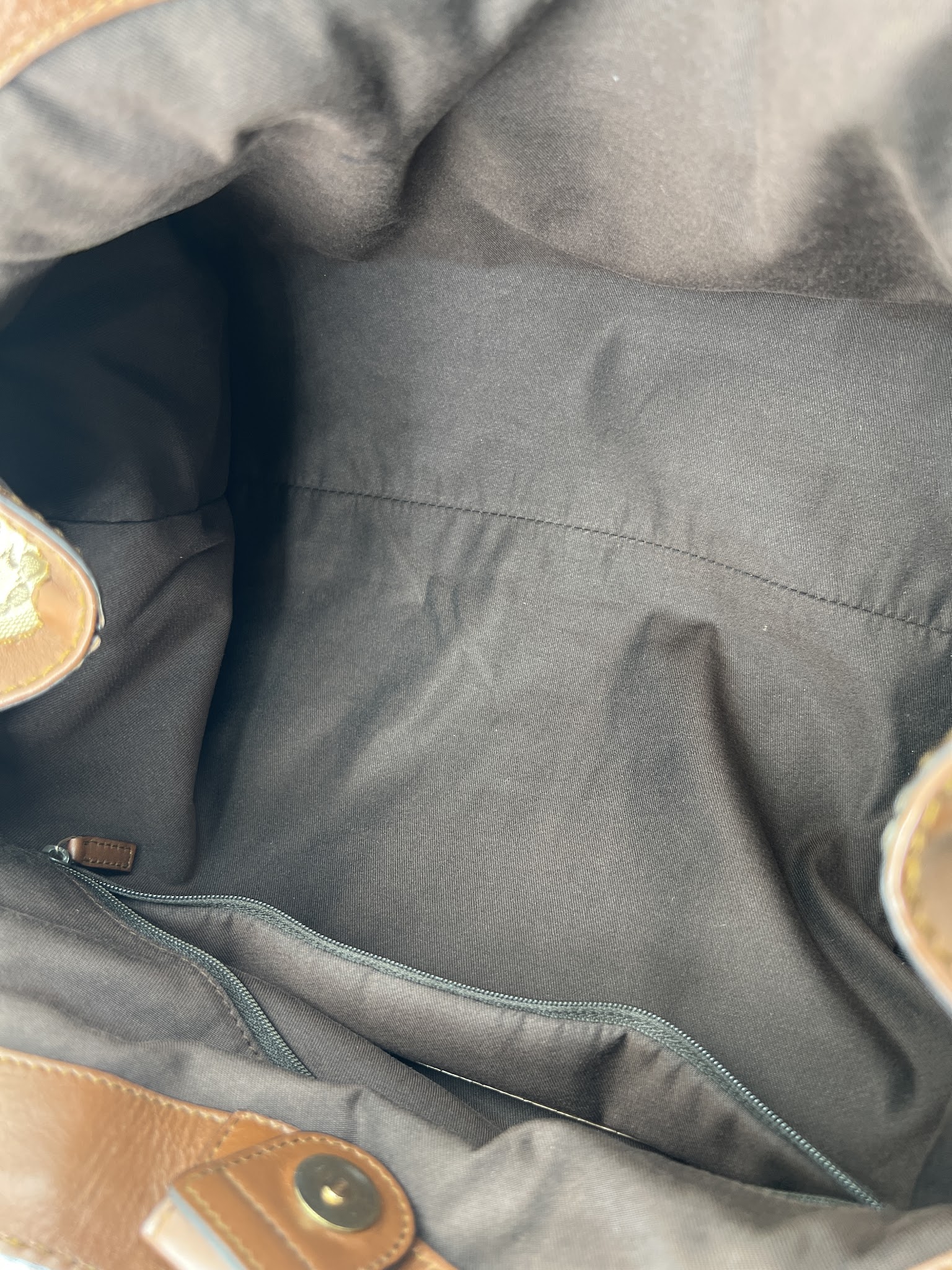 香緹國際精品 GUCCI Sukey GG 肩背手提包 1040-9
