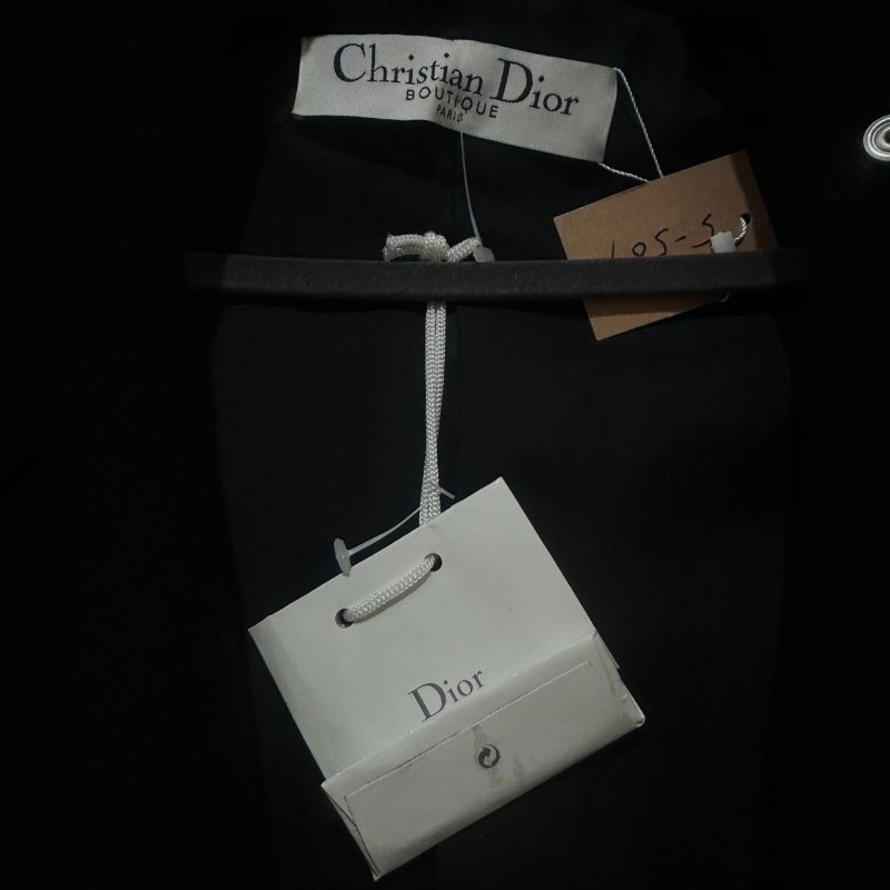 【美收精品】Christian Dior 黑色鉚釘毛絨皮質大衣 5-507【隔月月中將轉賣至日本 上架期限30天】-9