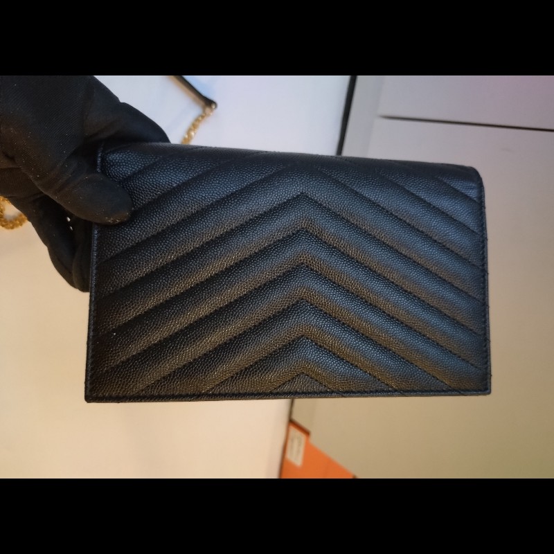 YSL 金鍊黑荔枝皮V格紋鍊帶小包 WOC-5