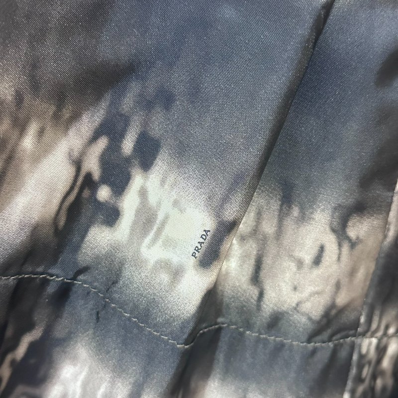 【美收精品】Prada 質感灰格紋短裙 5-422【隔月月中將轉賣至日本 上架期限30天】-2