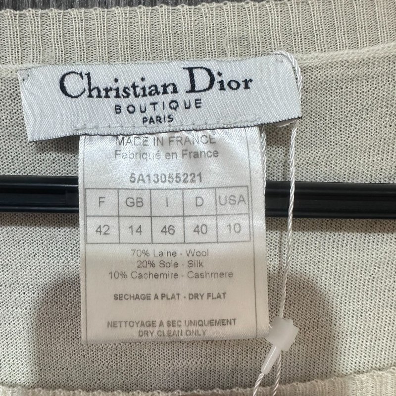 【美收精品】5-495 Dior 米色羊毛軟針織上衣【隔月月中將轉賣至日本 上架期限30天】-6