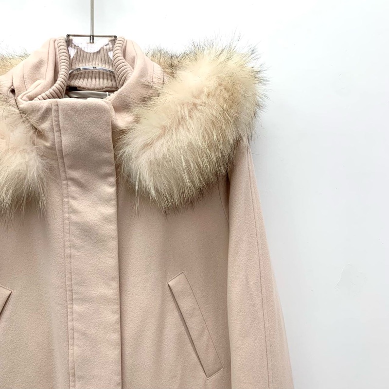 Loro Piana 粉色山羊绒连帽毛领长袖大衣外套 42码-2