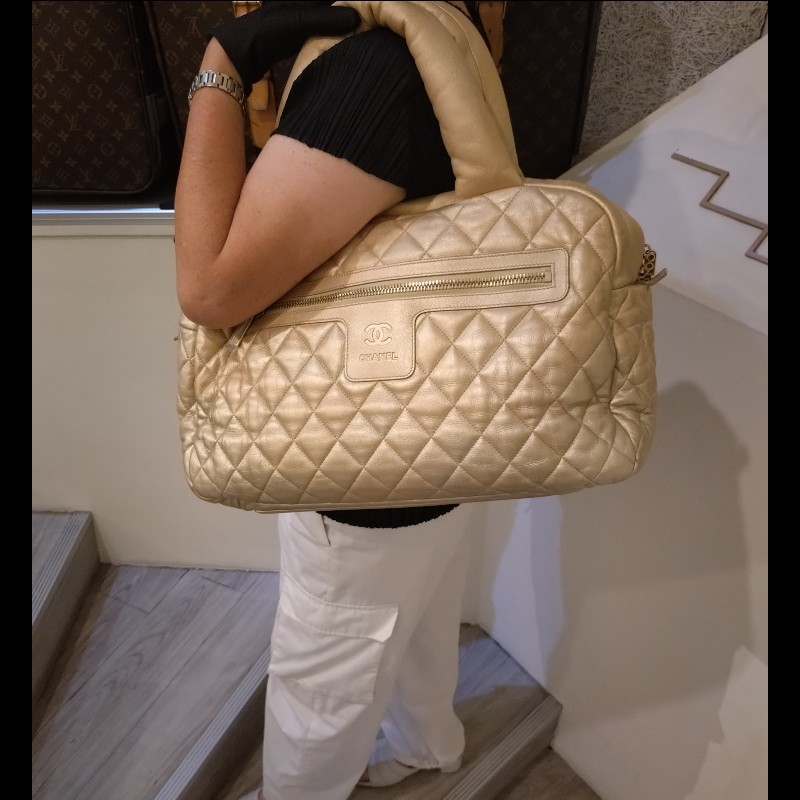 Chanel 金色皮革大保齡球包 cocoon-2