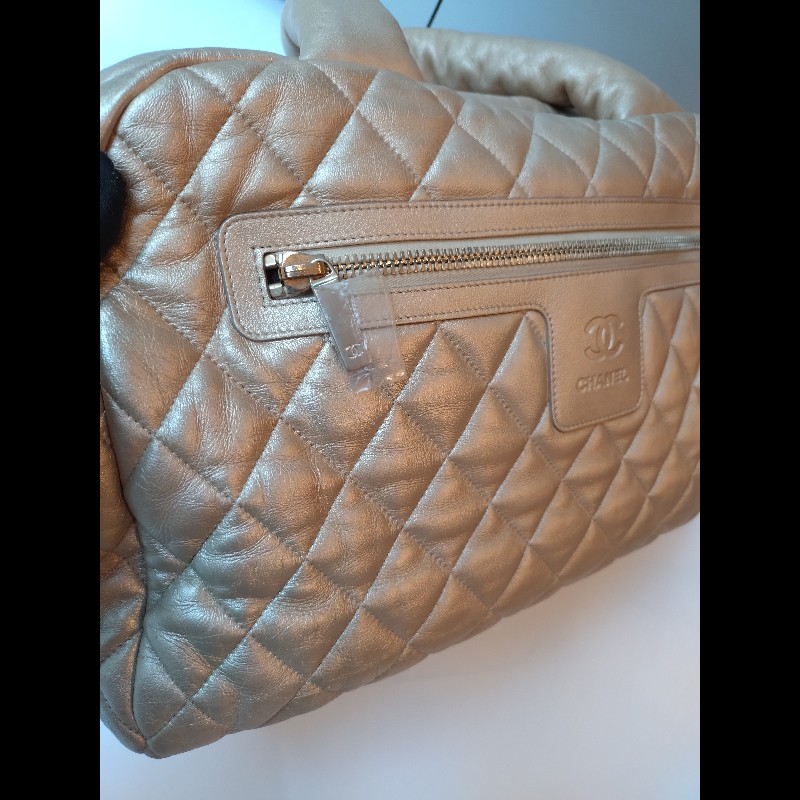 Chanel 金色皮革大保齡球包 cocoon-5
