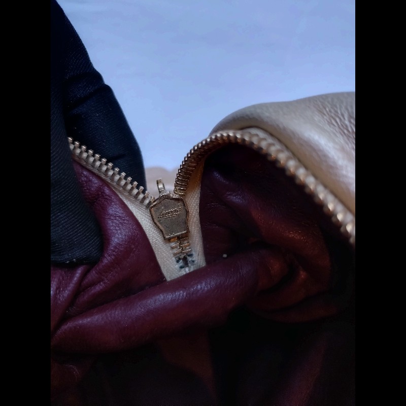 Chanel 金色皮革大保齡球包 cocoon-26