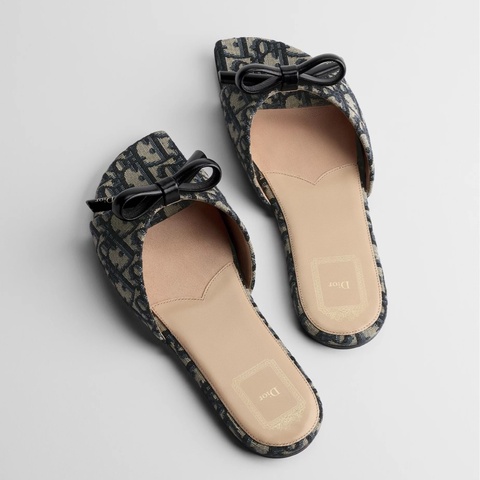 Dior 女士 Dior Bow拖鞋34 34.5 35 35.5 36 36.5 37 37.5 38 38.5 39 39.5 40 40.5 41 41.5 42碼