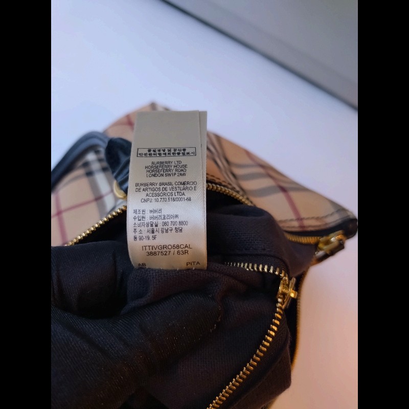 Burberry 黑把英系格紋PVC 扇形托特包-19