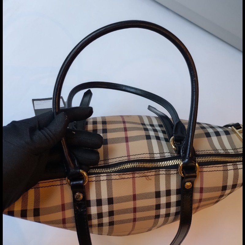 Burberry 黑把英系格紋PVC 扇形托特包-25