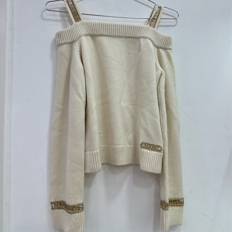 Chanel 鏈條白色羊絨露肩針織衫 34碼