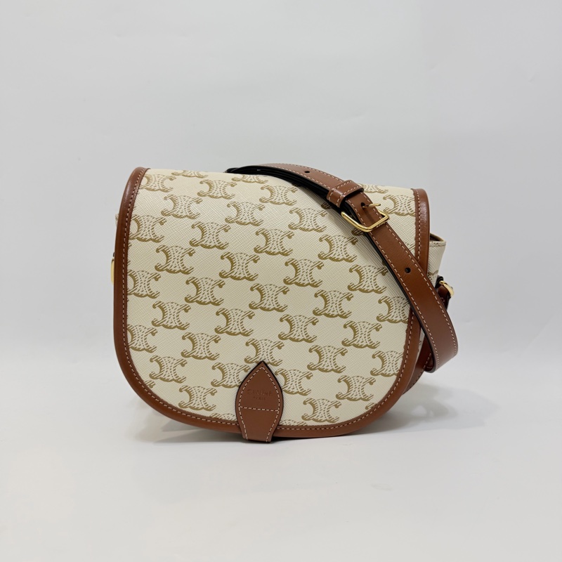 Lisa同款Celine 米白馬鞍包PVC咖牛皮邊金釦Medium folco-3
