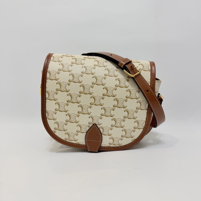 Lisa同款Celine 米白馬鞍包PVC咖牛皮邊金釦Medium folco-4
