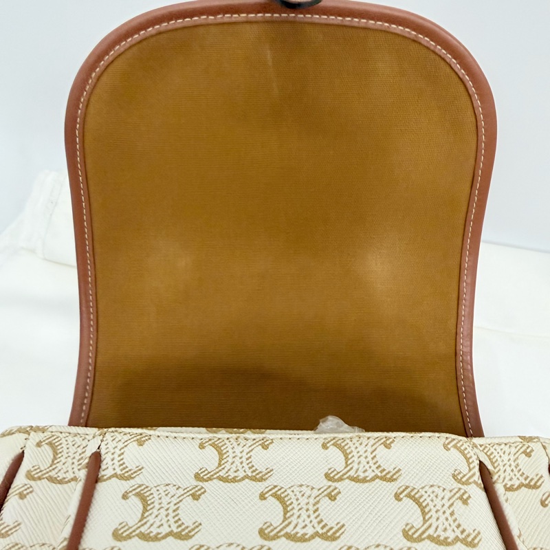 Lisa同款Celine 米白馬鞍包PVC咖牛皮邊金釦Medium folco-29