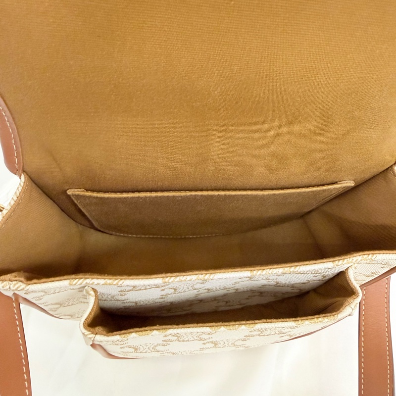 Lisa同款Celine 米白馬鞍包PVC咖牛皮邊金釦Medium folco-30
