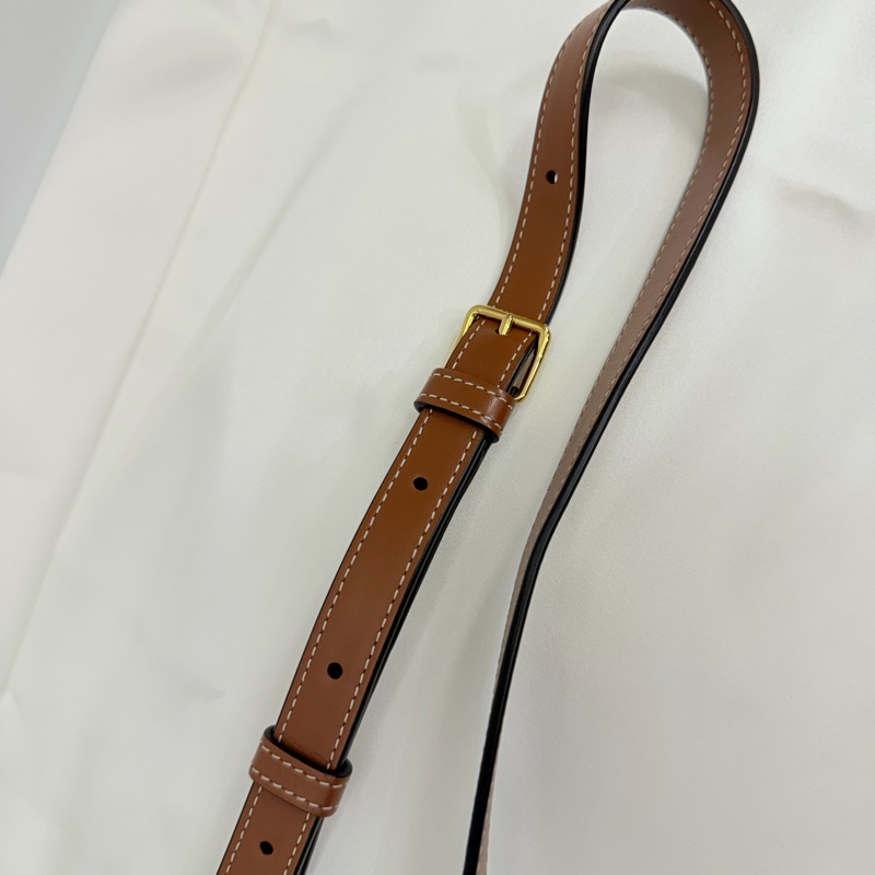 Lisa同款Celine 米白馬鞍包PVC咖牛皮邊金釦Medium folco-44