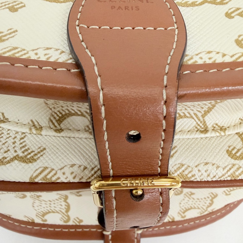 Lisa同款Celine 米白馬鞍包PVC咖牛皮邊金釦Medium folco-60