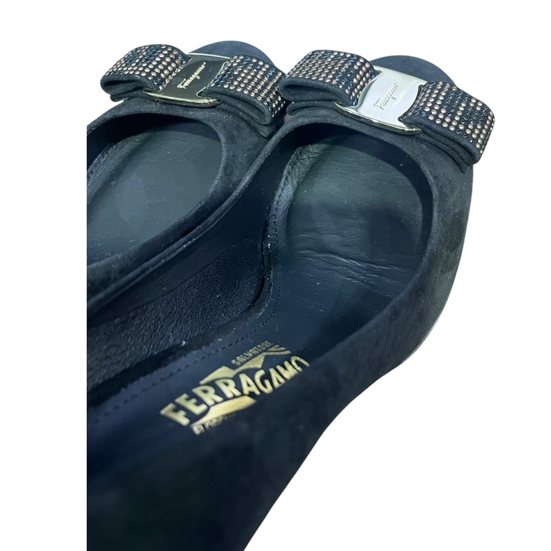 【美收精品】FERAGAMO黑色跟鞋 5-259-7