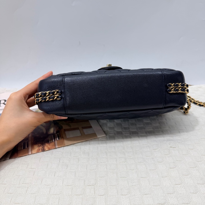 Chanel CF20 深藍色荔枝牛皮金釦雙穿鍊拼雙 C logo 金屬環斜背包-4