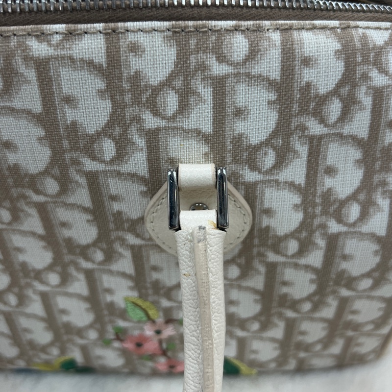 Christian Dior 的經典波士頓包 XC556-13