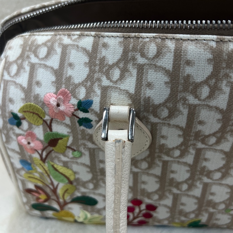 Christian Dior 的經典波士頓包 XC556-14