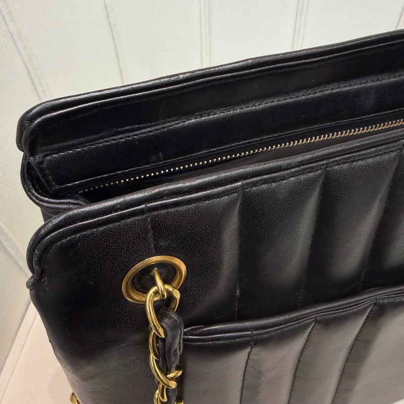 CHANEL 中古太陽花吊飾單肩斜揹袋 XC203-38