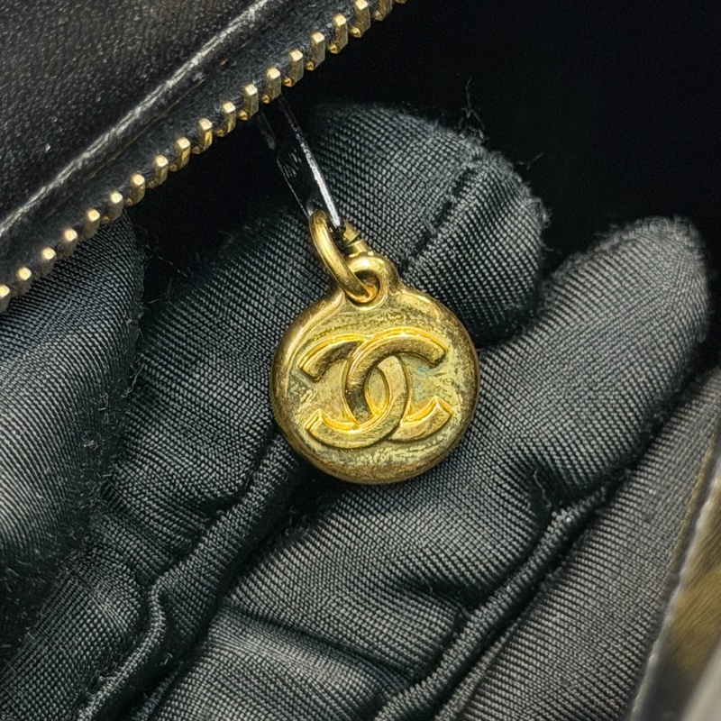 CHANEL 中古太陽花吊飾單肩斜揹袋 XC203-51