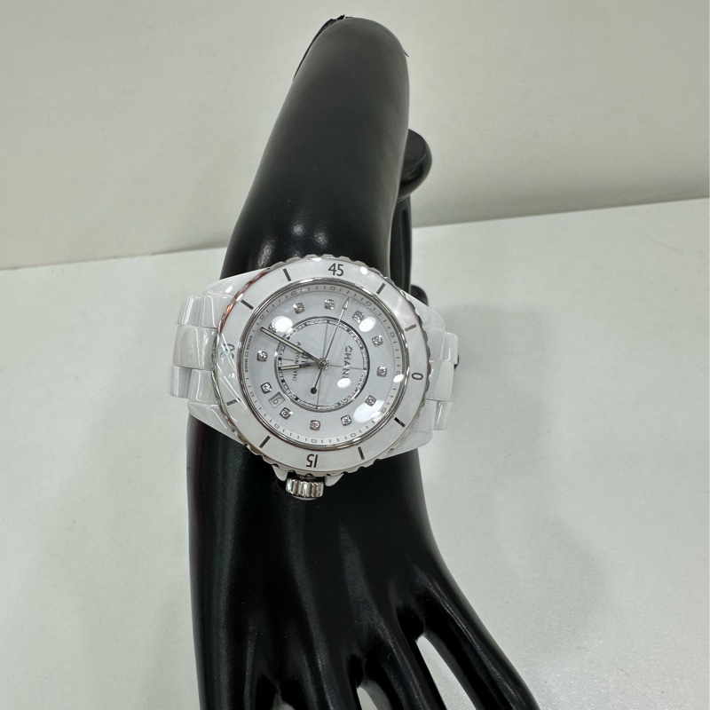 Chanel J12系列 H5705 白色陶瓷自動機械手錶 38mm表徑 鑽刻度 背透設計 20年卡-1