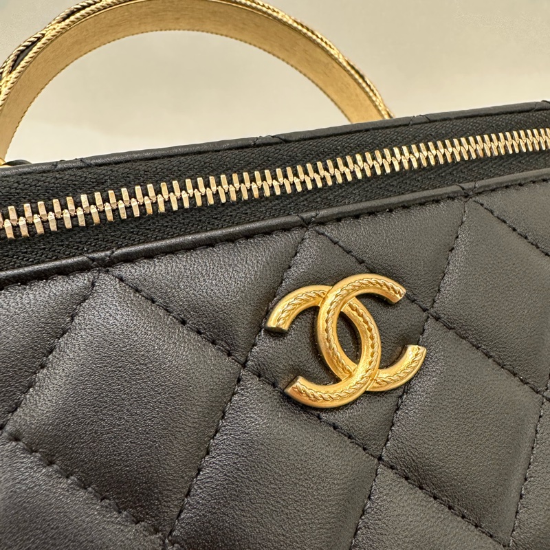 #保值天菜✨✨#錯過不再有#CHANEL經典黑金菱格紋盒子包-2