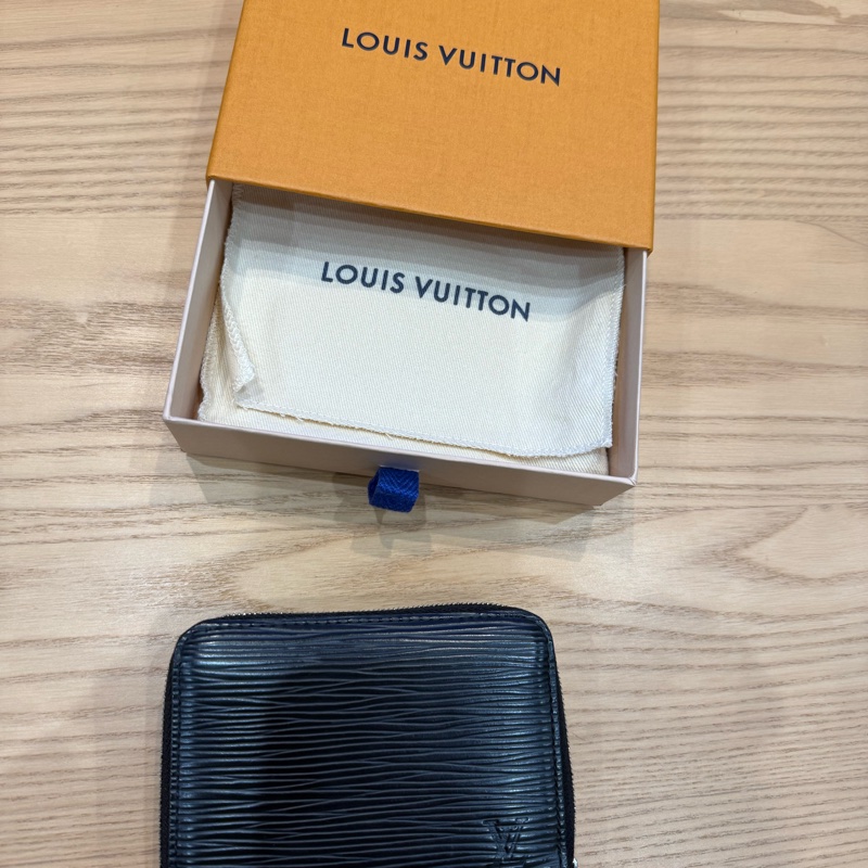 Louis Vuitton LV 水波紋 零錢包 M60152 黑色-12