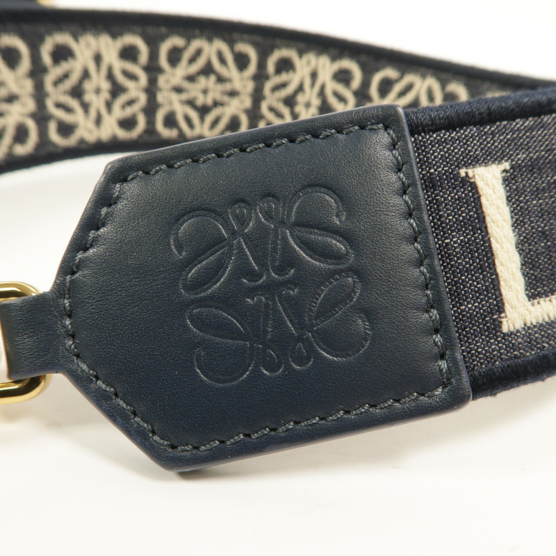 LOEWE 牛皮皮革Luna Small肩背袋-17