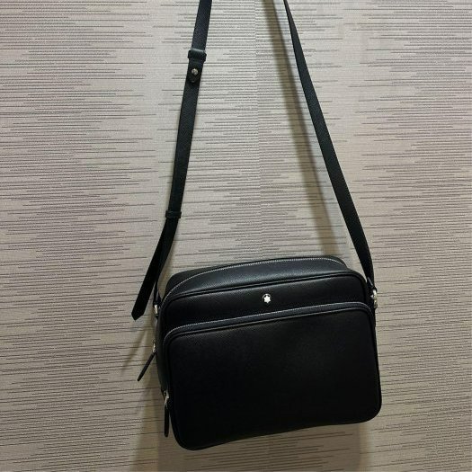 💎Han's house精品服飾💎MONTBLANC 萬寶龍 防刮牛皮 相機包 義大利製 原價37800-1