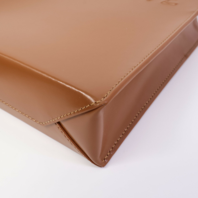 LOEWE 牛皮皮革Standard A5 Tote Bag手挽肩背兩用袋-9