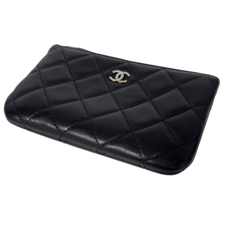 CHANEL CC 拉鏈 小物包-5