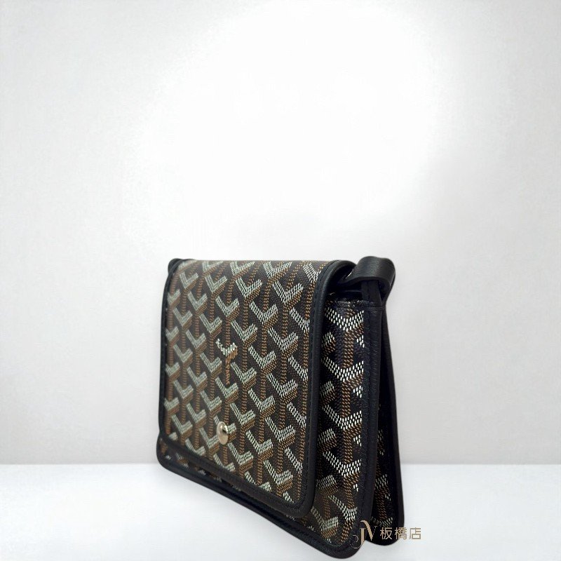 JS1443-Goyard 黑色Plumet Pocket Wallet斜背包-2