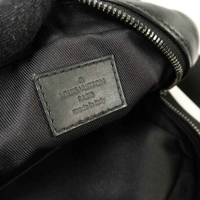 LOUIS VUITTON Monogram Shadow Danube PM肩背袋-6