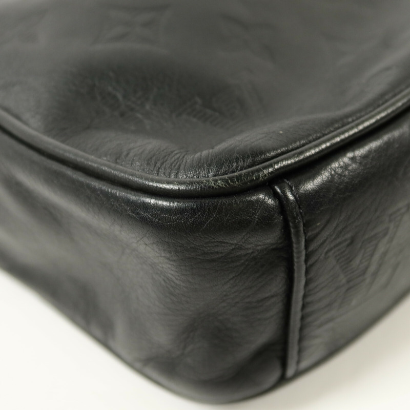 LOUIS VUITTON Monogram Shadow Danube PM肩背袋-11
